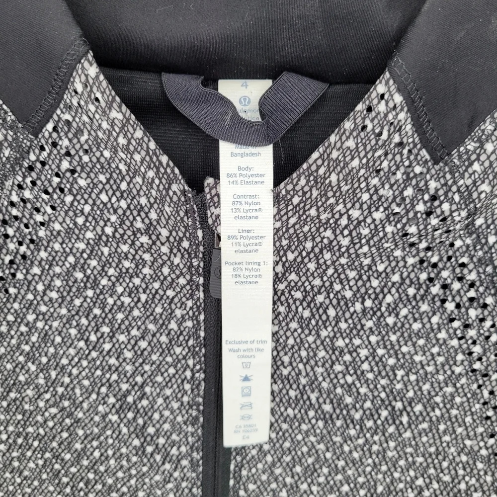 LULULEMON Hit it Frozen fizz white black bomber windbreaker Jacket  size 4 - Picture 4 of 10